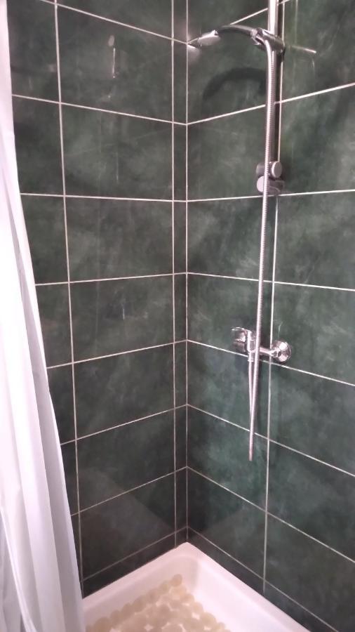 نوفاليا Apartmani "Lorenzo" المظهر الخارجي الصورة