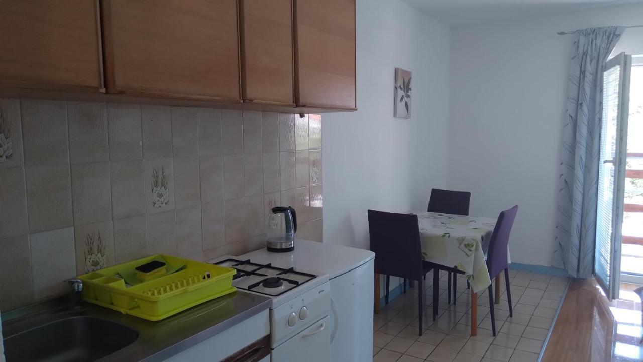 نوفاليا Apartmani "Lorenzo" المظهر الخارجي الصورة