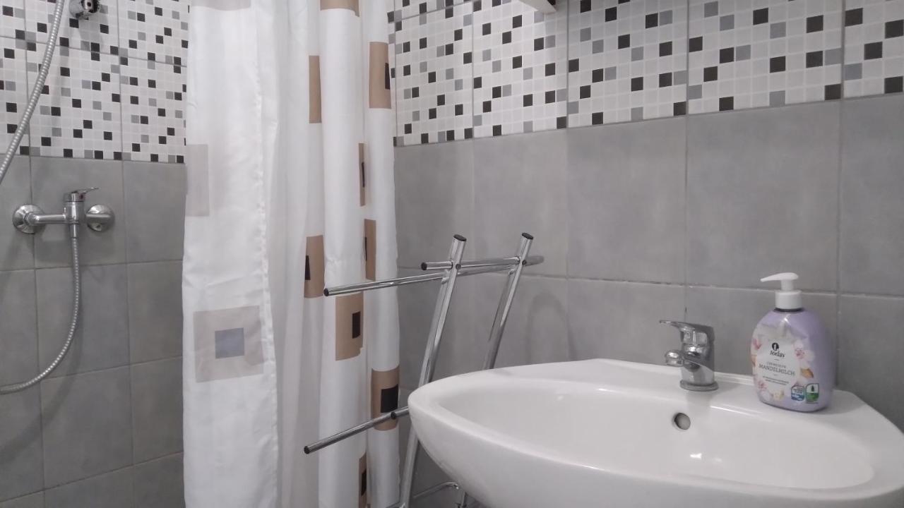 نوفاليا Apartmani "Lorenzo" المظهر الخارجي الصورة
